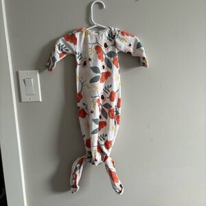 The over company knotted nb gown